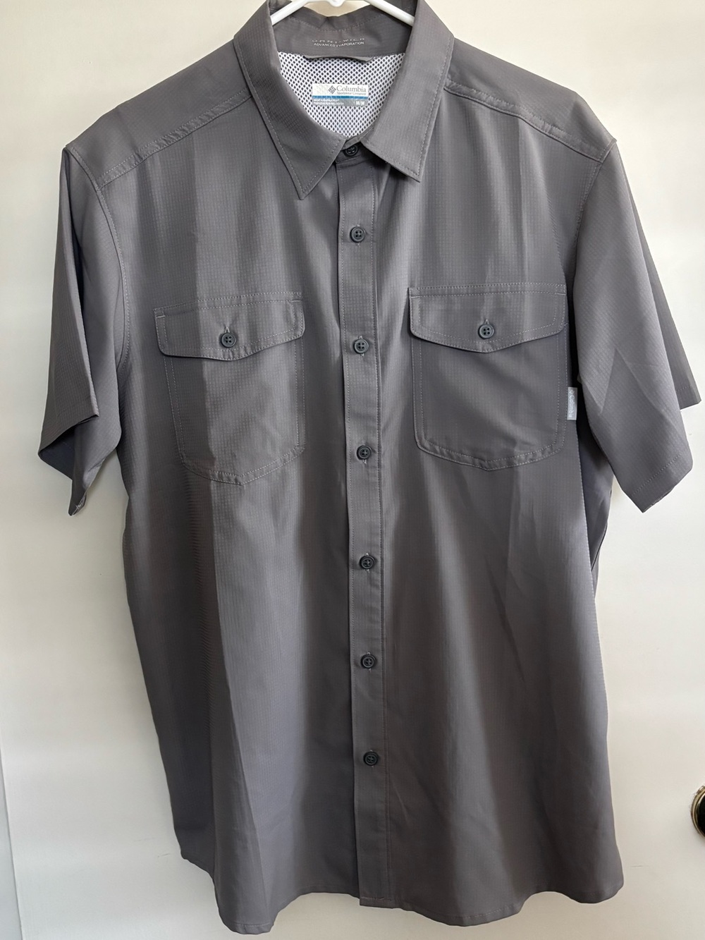 Men’s Columbia Omni-Wick Short Sleeve Button Up Shirt